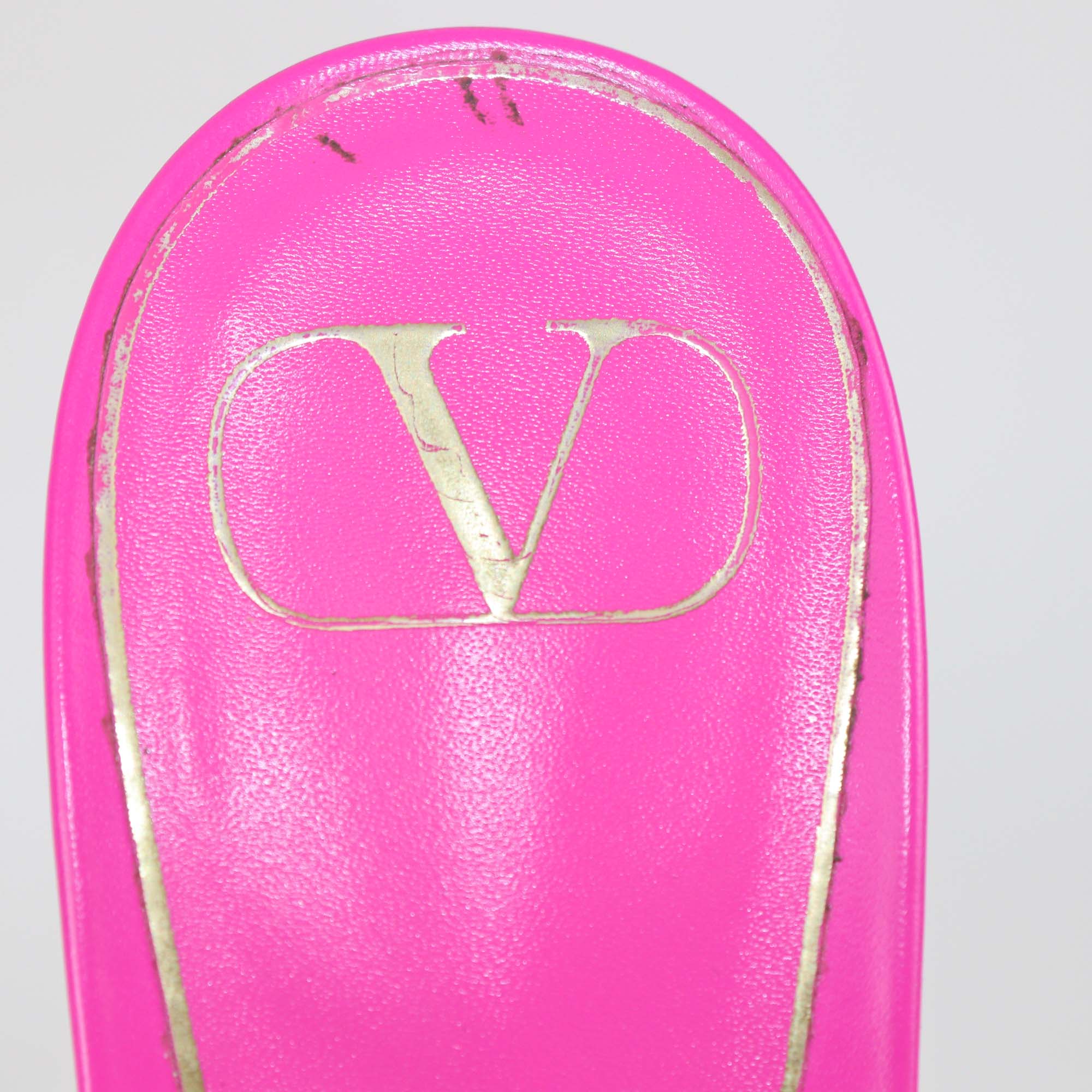 Valentino Fuchsia Leather Roman Stud Block Heel Sandals