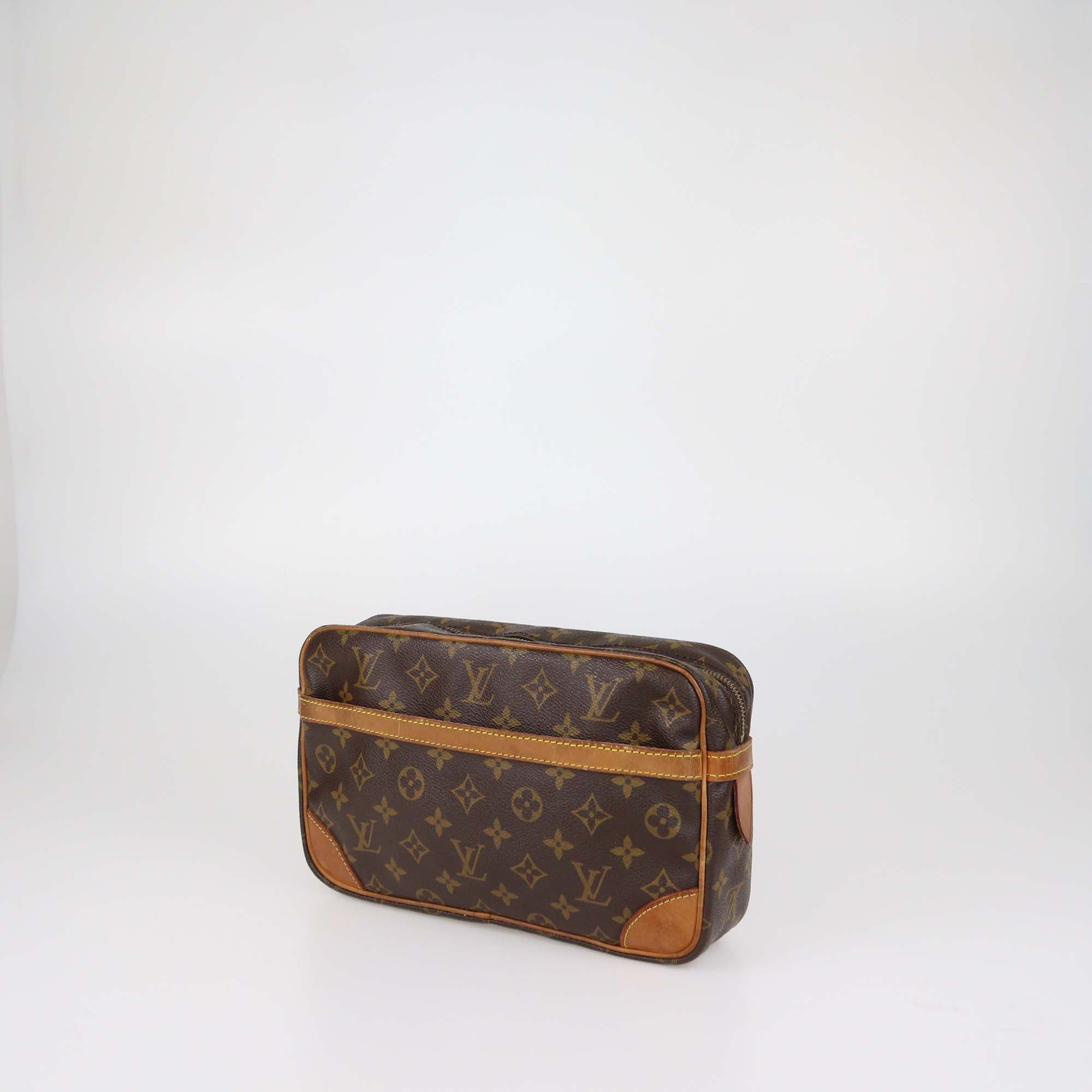 Louis Vuitton Monogram Canvas Compeigne 28 Clutch