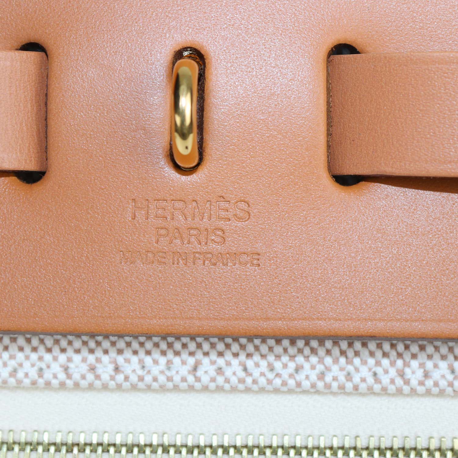 Hermes Ecru Beige/Naturel Sable Canvas and Vache Hunter Leather Chaine D'Ancre Herbag Zip 31 Bag