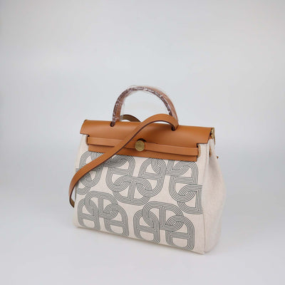 Hermes Ecru Beige/Naturel Sable Canvas and Vache Hunter Leather Chaine D'Ancre Herbag Zip 31 Bag