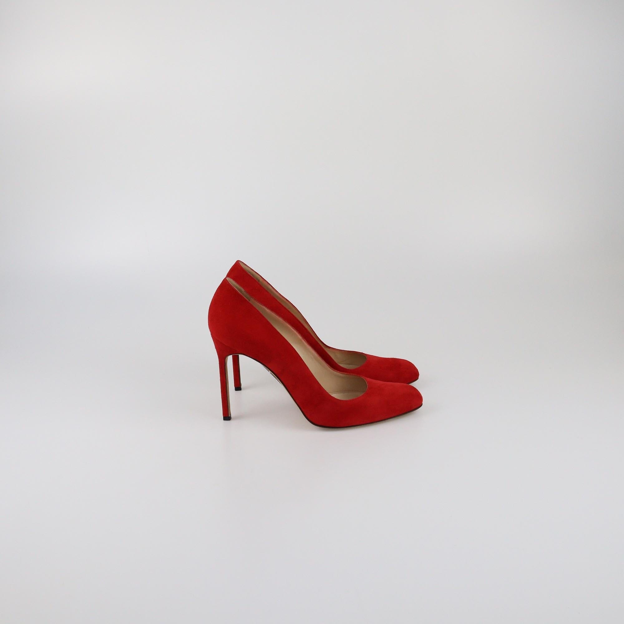 Manolo Blahnik Red Round Toe Pumps Womens Manolo Blahnik 