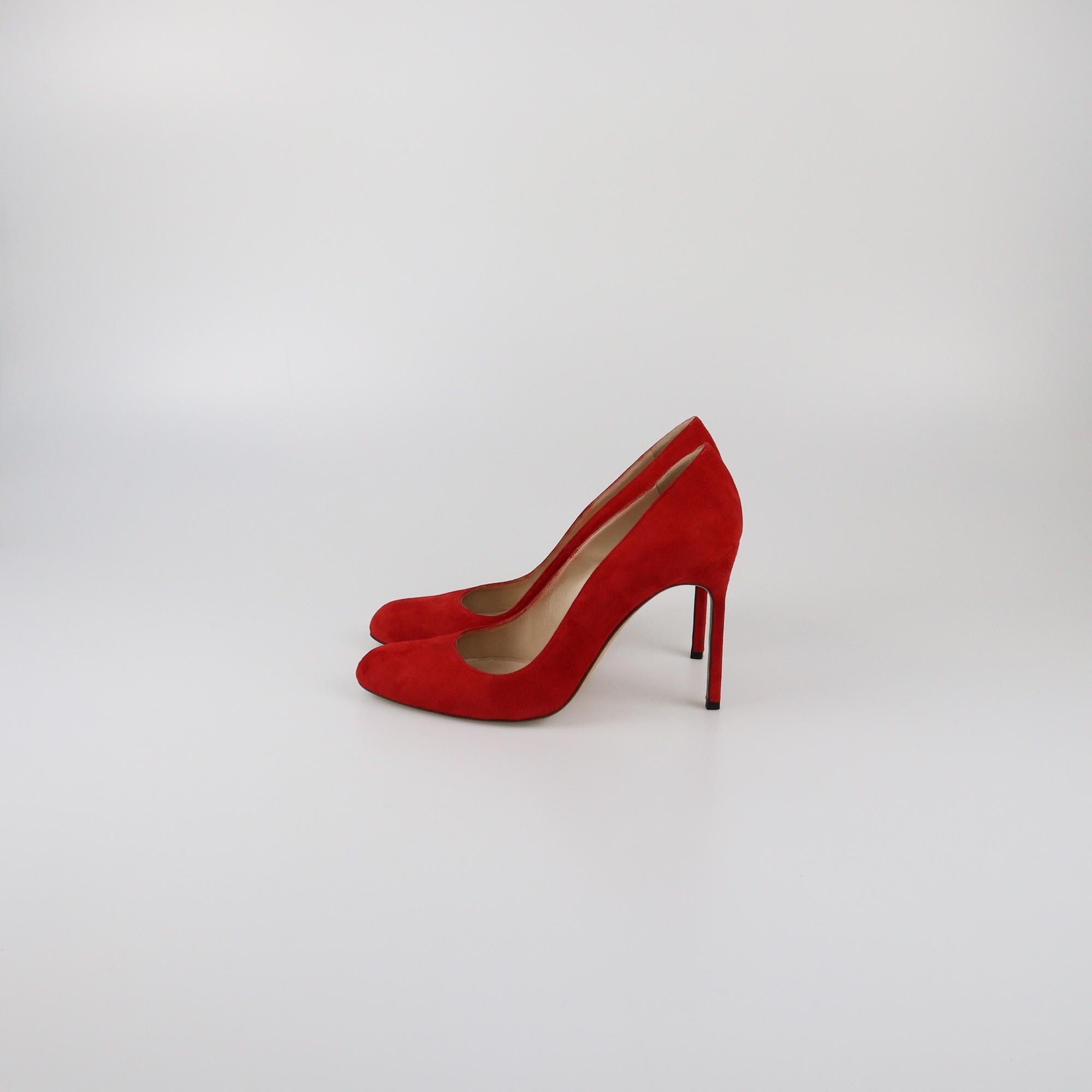 Manolo Blahnik Red Round Toe Pumps Womens Manolo Blahnik 