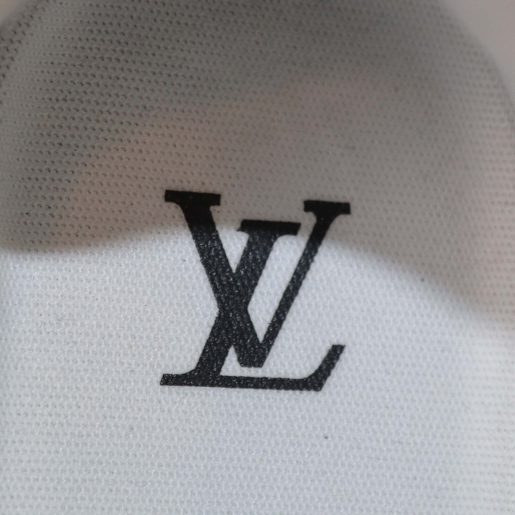 Louis Vuitton White Leather LV Trainer Sneakers Womens Louis Vuitton 