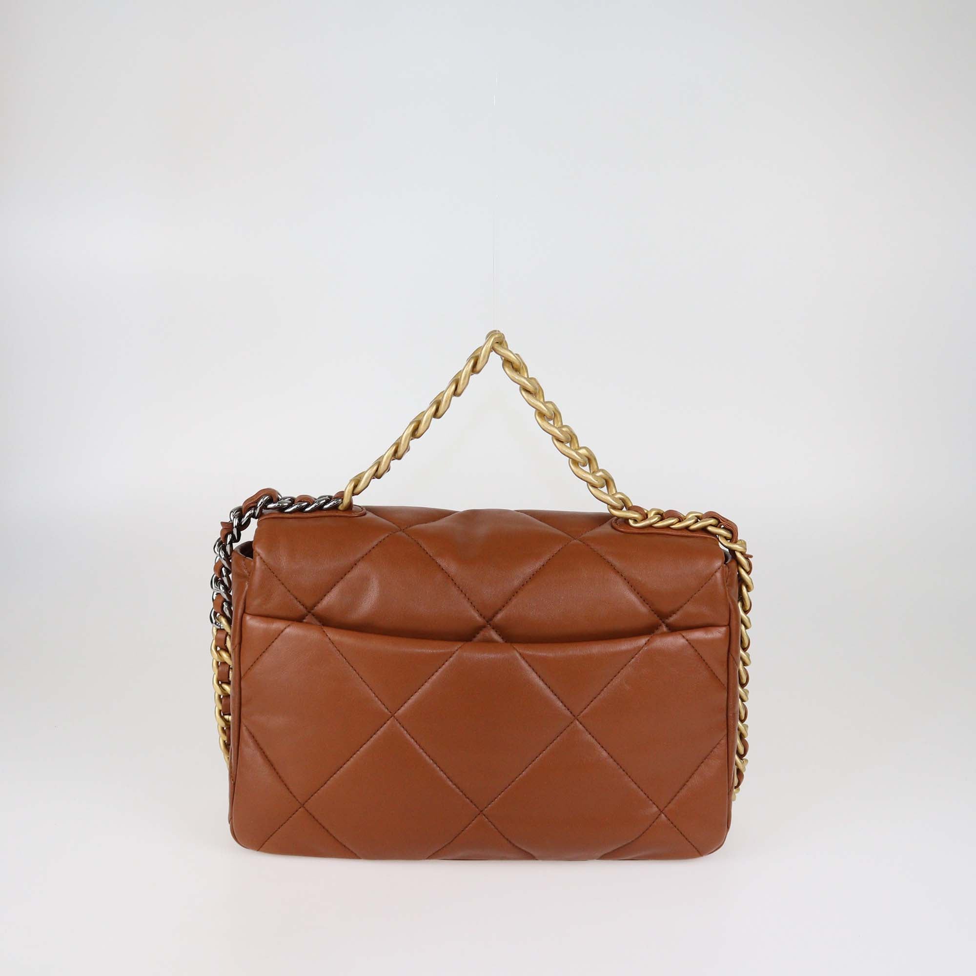 CHANEL ブラウン キルティング バッグ Chanel Brown Quilted Leather Large 19 Flap Bag