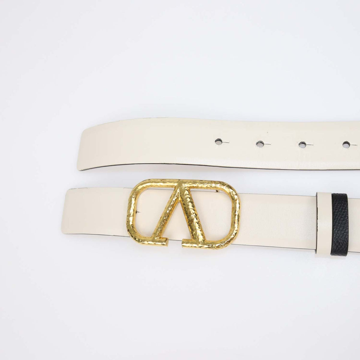 Valentino Black,White Leather Reversible Hammered VLogo Belt