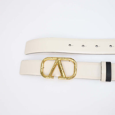 Valentino Black,White Leather Reversible Hammered VLogo Belt