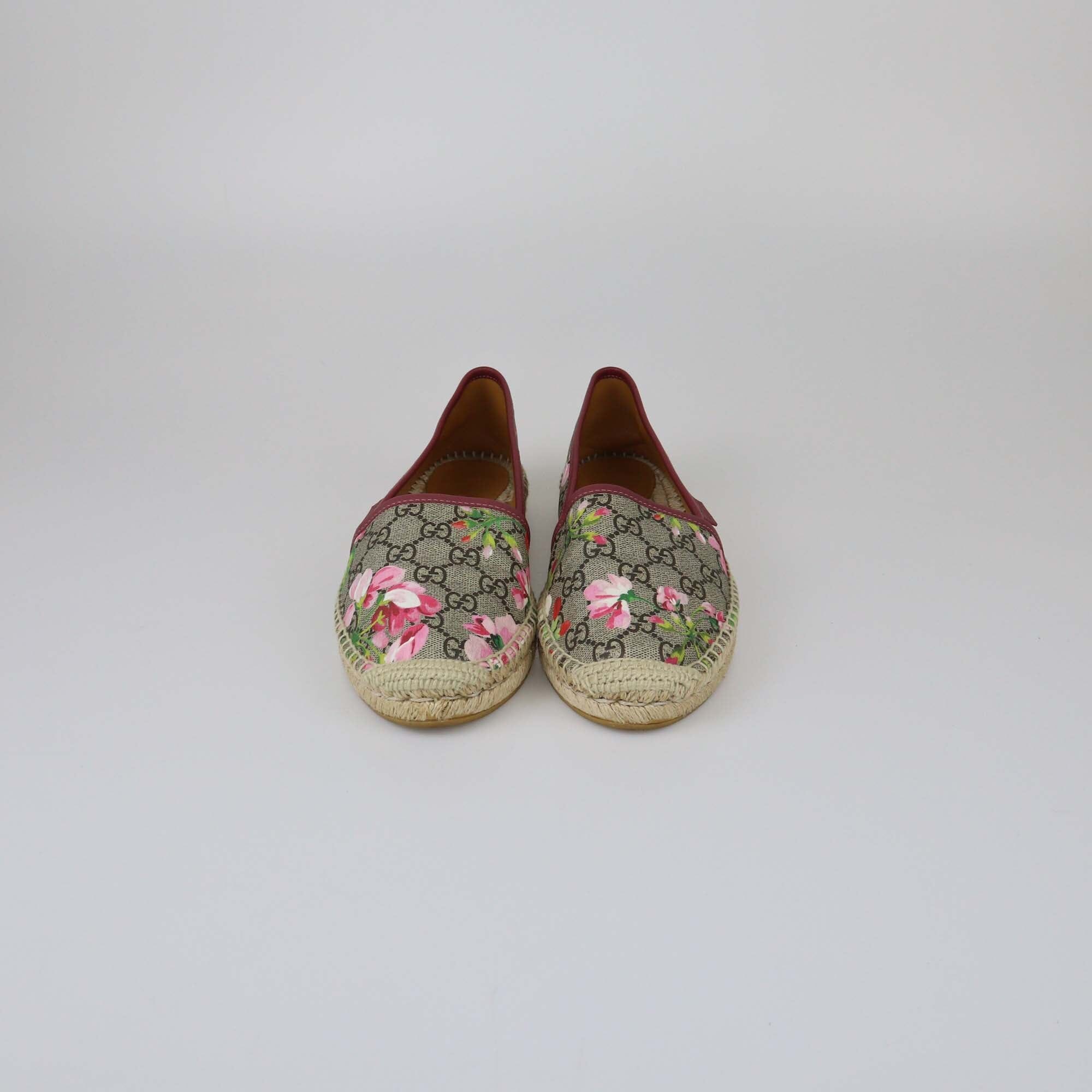 Gucci Beige GG Supreme Blooms Espadrilles Flats Womens Gucci 