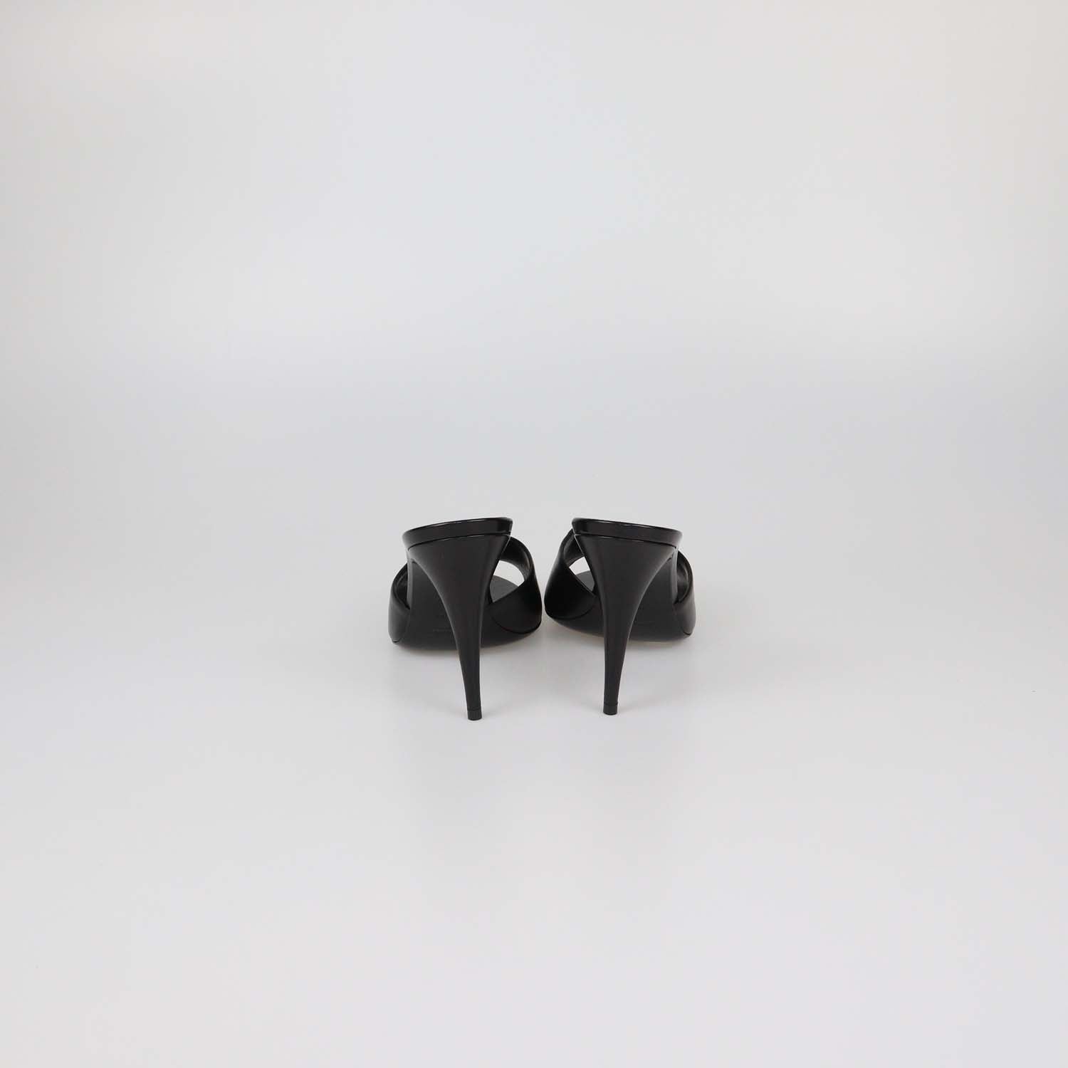 Saint Laurent Black Leather LA 16 Sandals