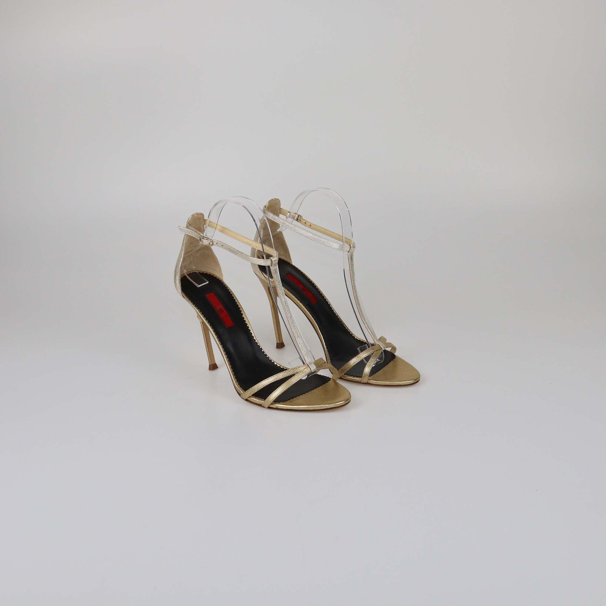 Carolina Herrera Gold T-Strap Sandals Womens Carolina Herrera 