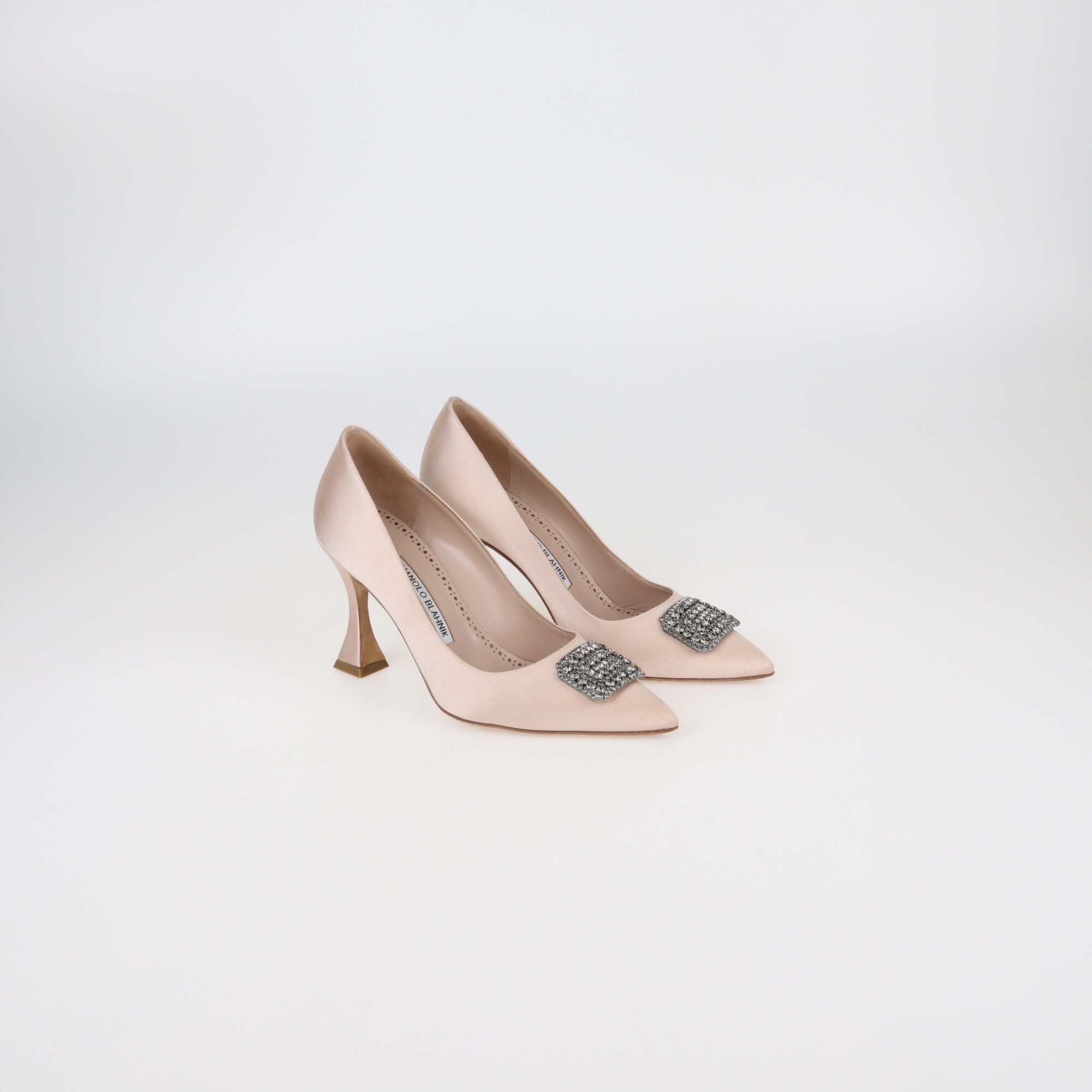 Manolo Blahnik Blush Pink Satin Crystal Floritanuhi Pumps Womens Manolo Blahnik 