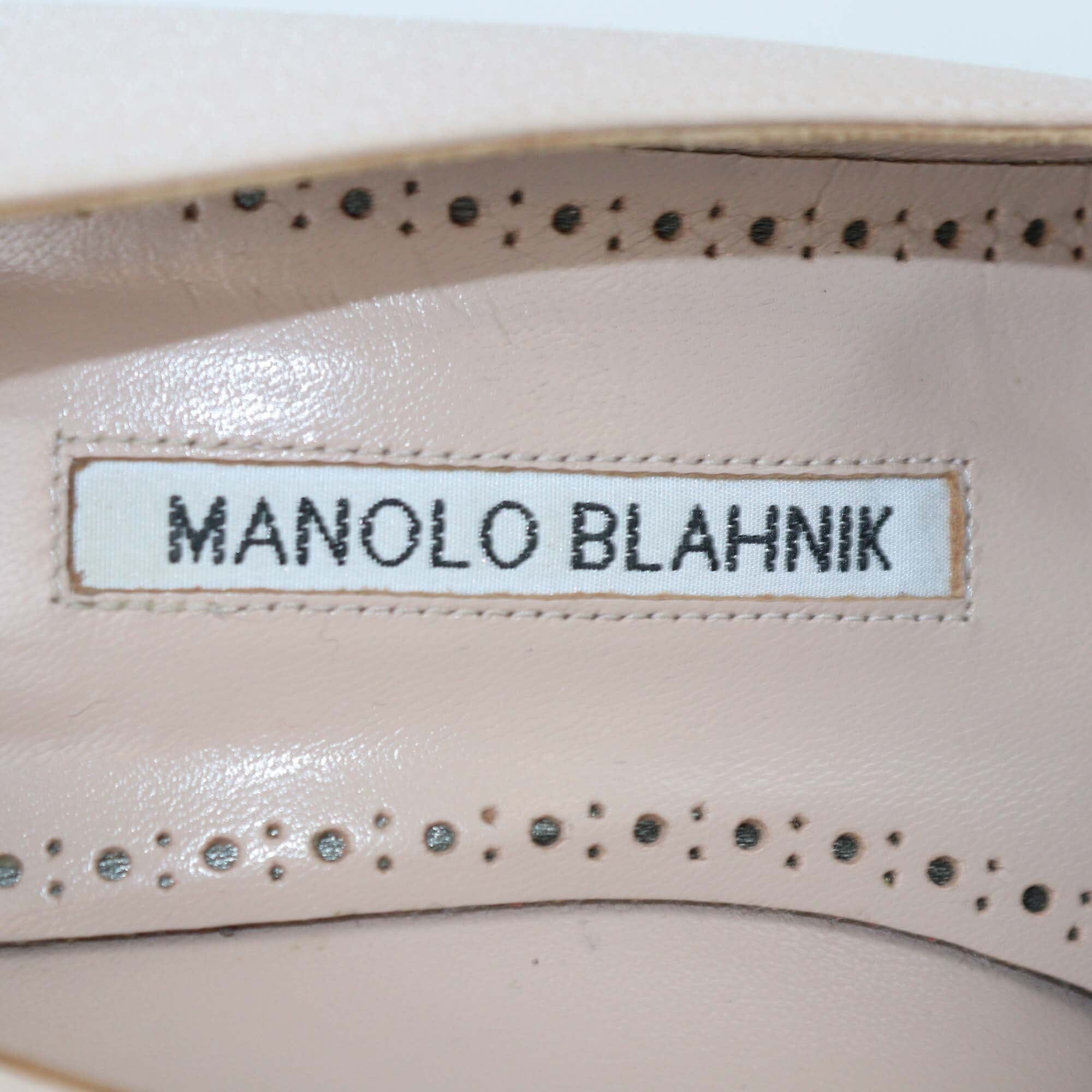 Manolo Blahnik Blush Pink Satin Crystal Floritanuhi Pumps Womens Manolo Blahnik 