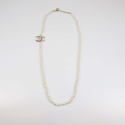 Chanel Gold Tone Metal Strass Imitation Pearl Lambskin CC Long Necklace