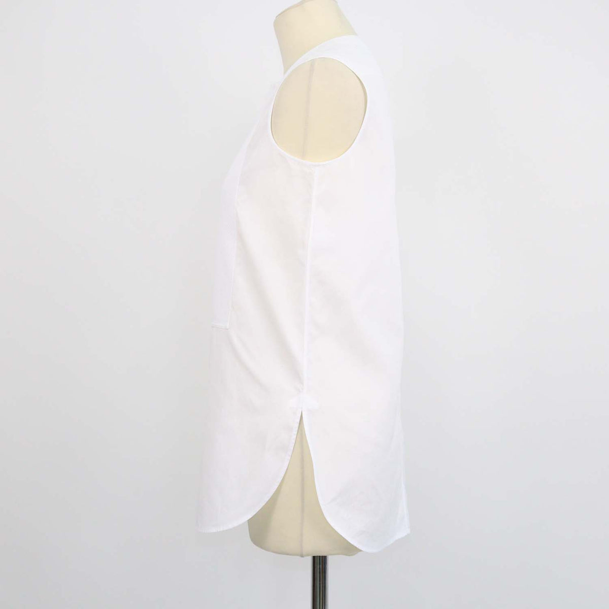 Christian Dior White Cotton Bee Embroidered Button Up Sleeveless Top