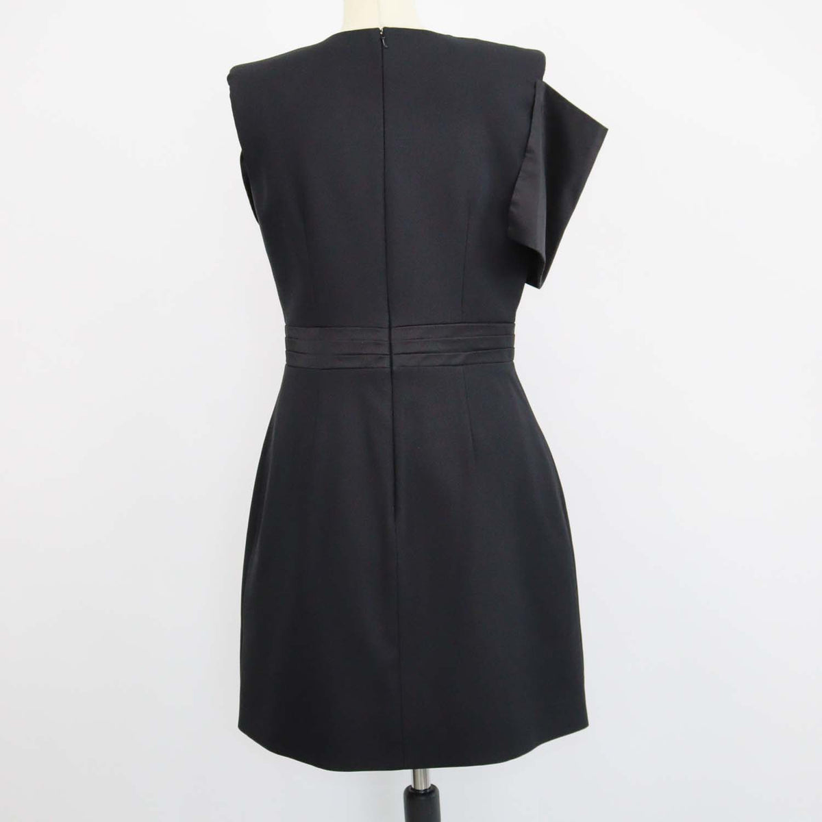 Alexander McQueen Black Wool Silk Bow Mini Dress