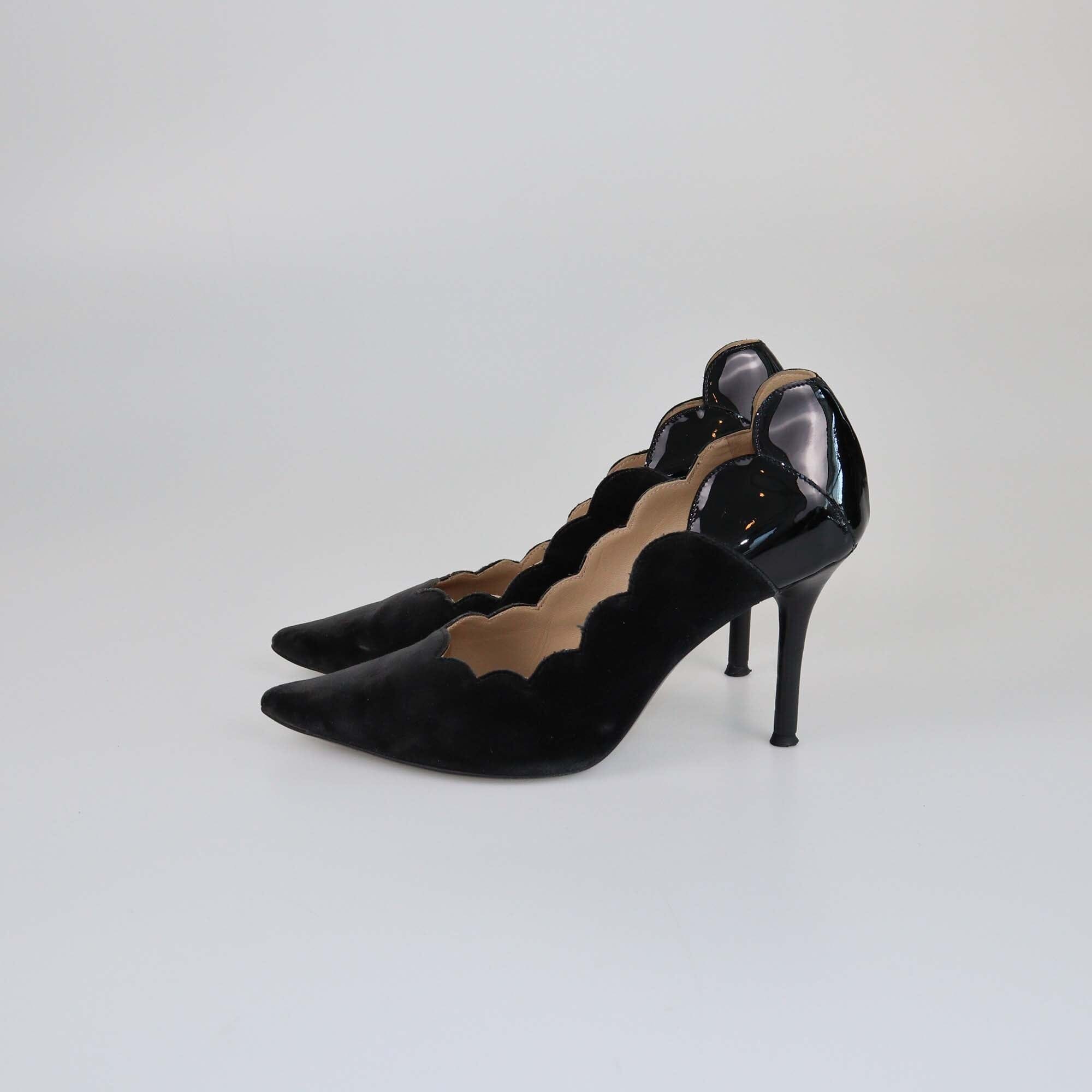 Chanel Black Scalloped Pointed Toe Pumps Womens Chloe 