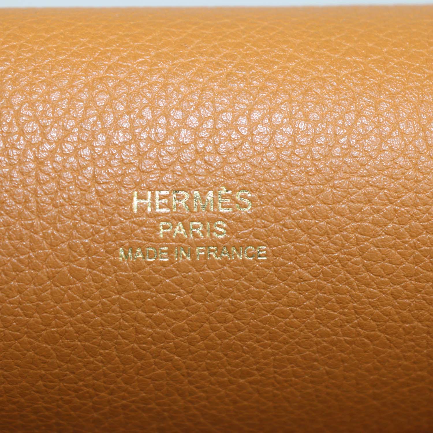 Hermes Gold Evergrain Leather Roulis 23 Bag