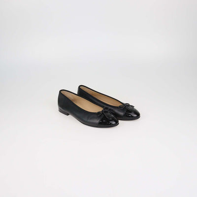 Chanel Black Leather and Patent Leather CC Cap Toe Flats