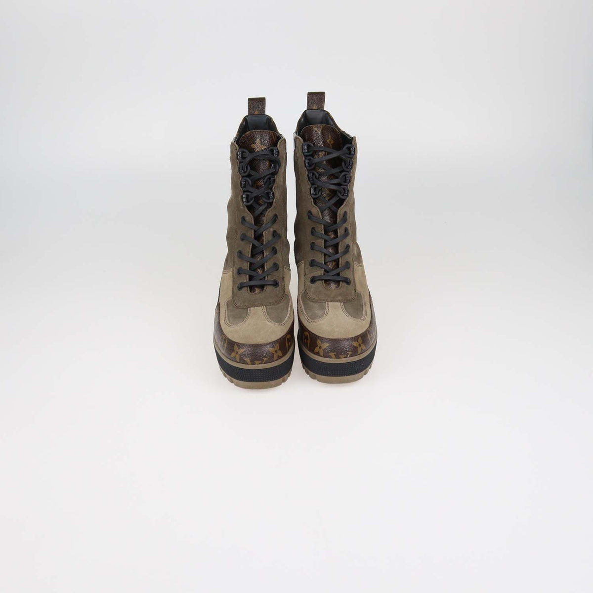 Louis Vuitton Multicolor Suede Monogram Canvas and Croc Embossed Leather Laureate Desert Boots