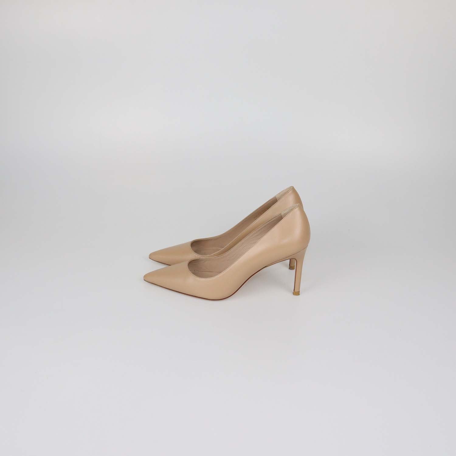Stuart Weitzman Beige Leather Pointed Toe Pumps