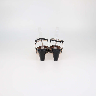 Gucci Black Leather Double G T-Strap Sandals