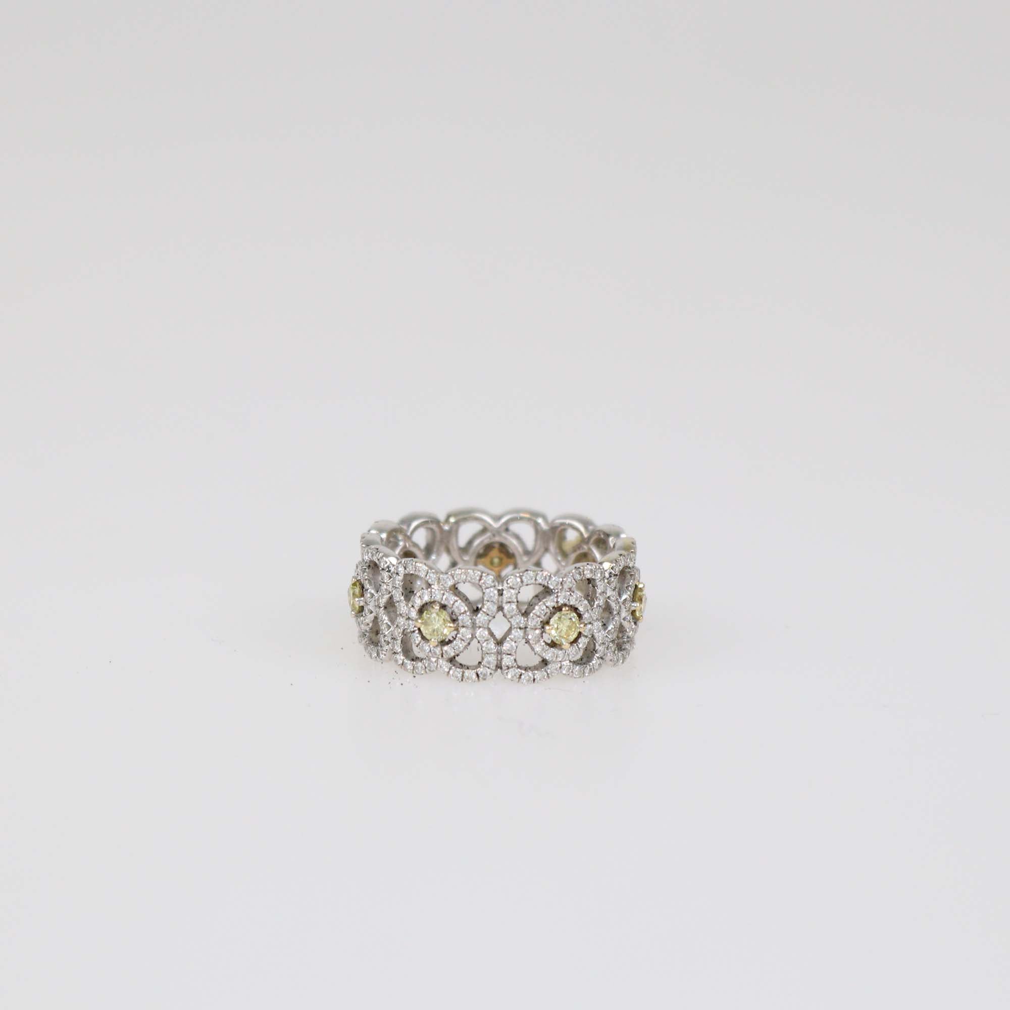 Da Beers Two-Tone 18K Gold Enchanted Lotus Two-Tone Diamond Ring