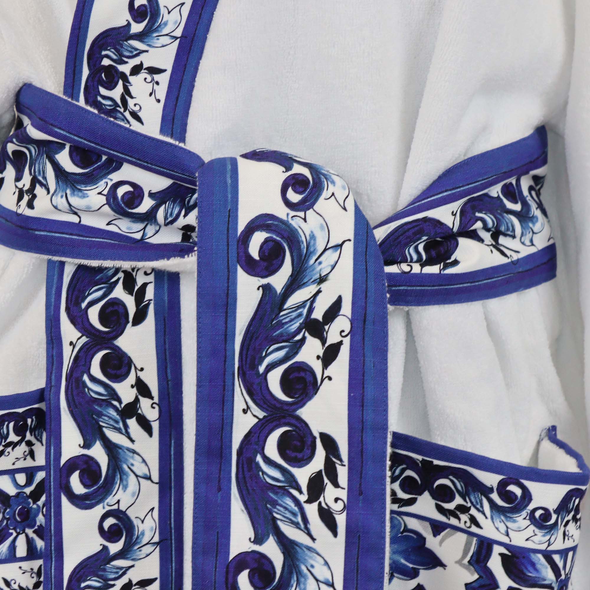 Dolce & Gabbana Casa White/Blue Mediterraneo Terry Cloth Bathrobe