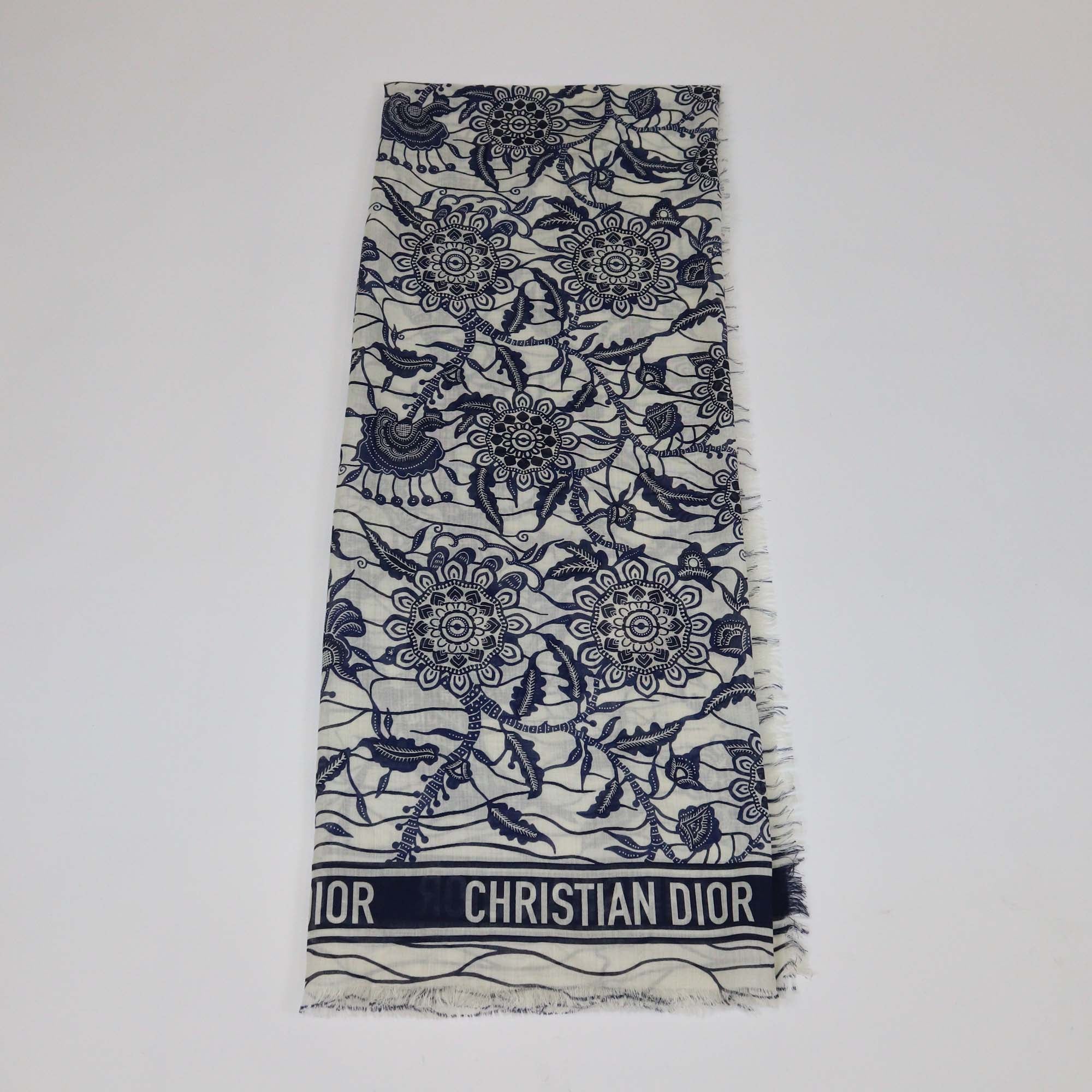 Christian Dior Blue/White Blended Fabric Toile de Jouy Shawl