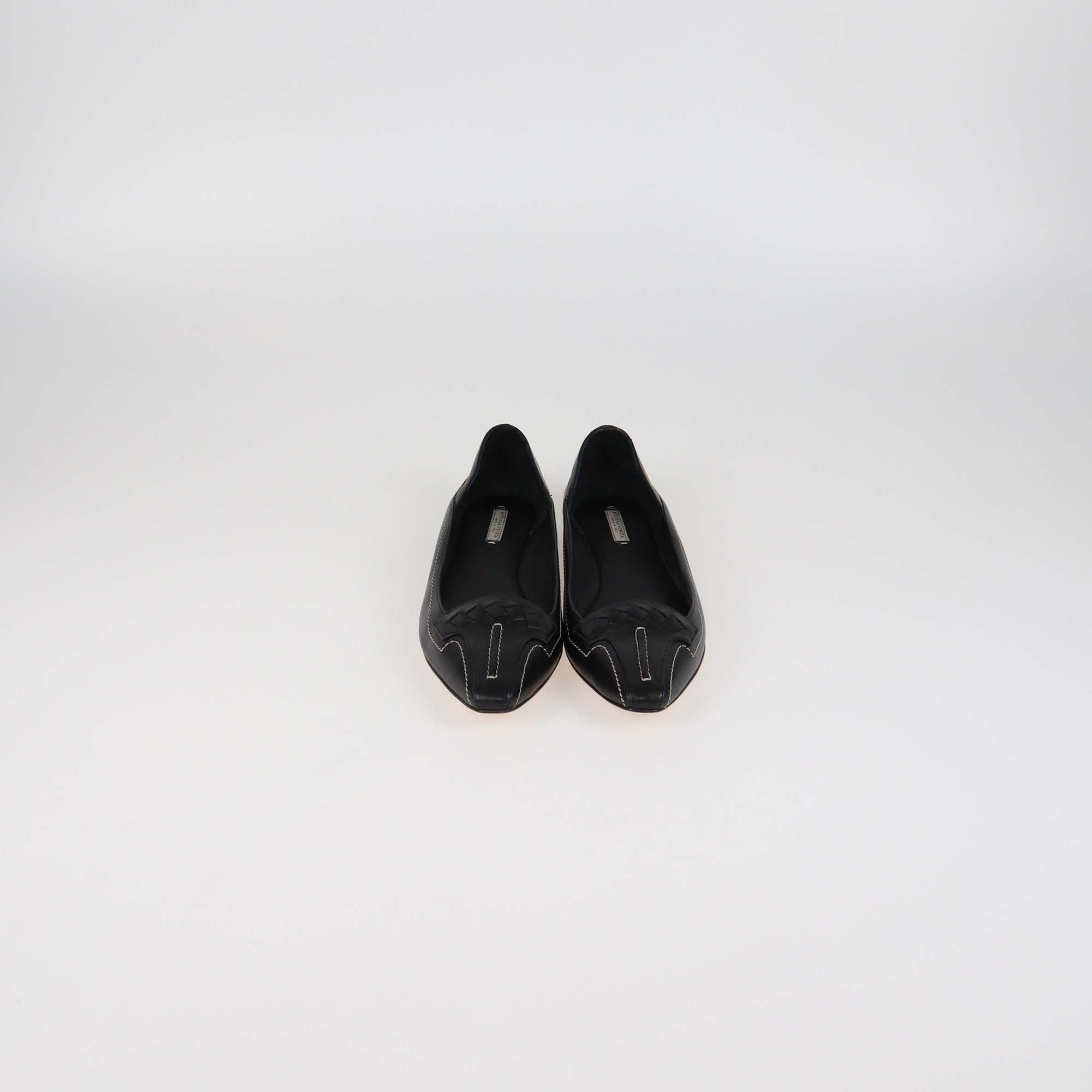Bottega Veneta Black Smooth Leather Cut Out Flats