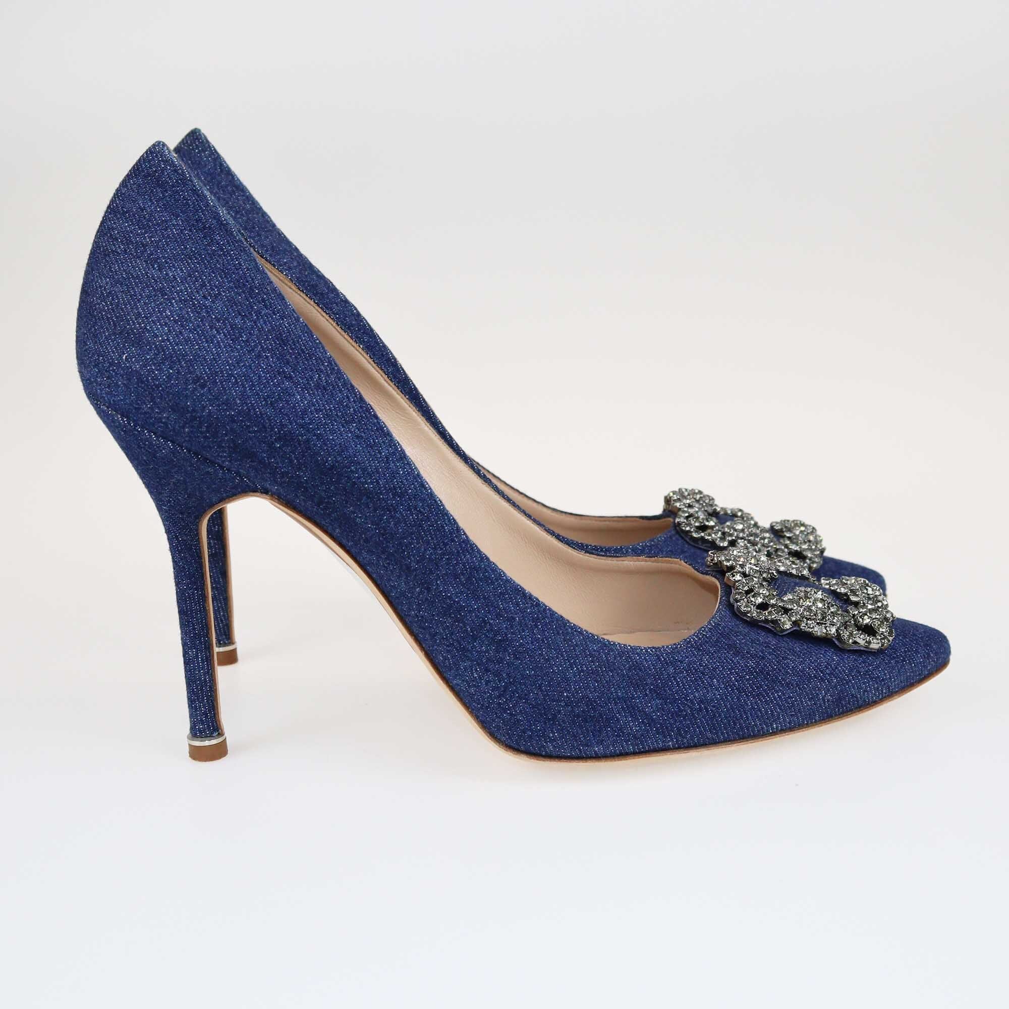 Manolo Blahnik Blue Hangisi Pumps Shoes Manolo Blahnik 