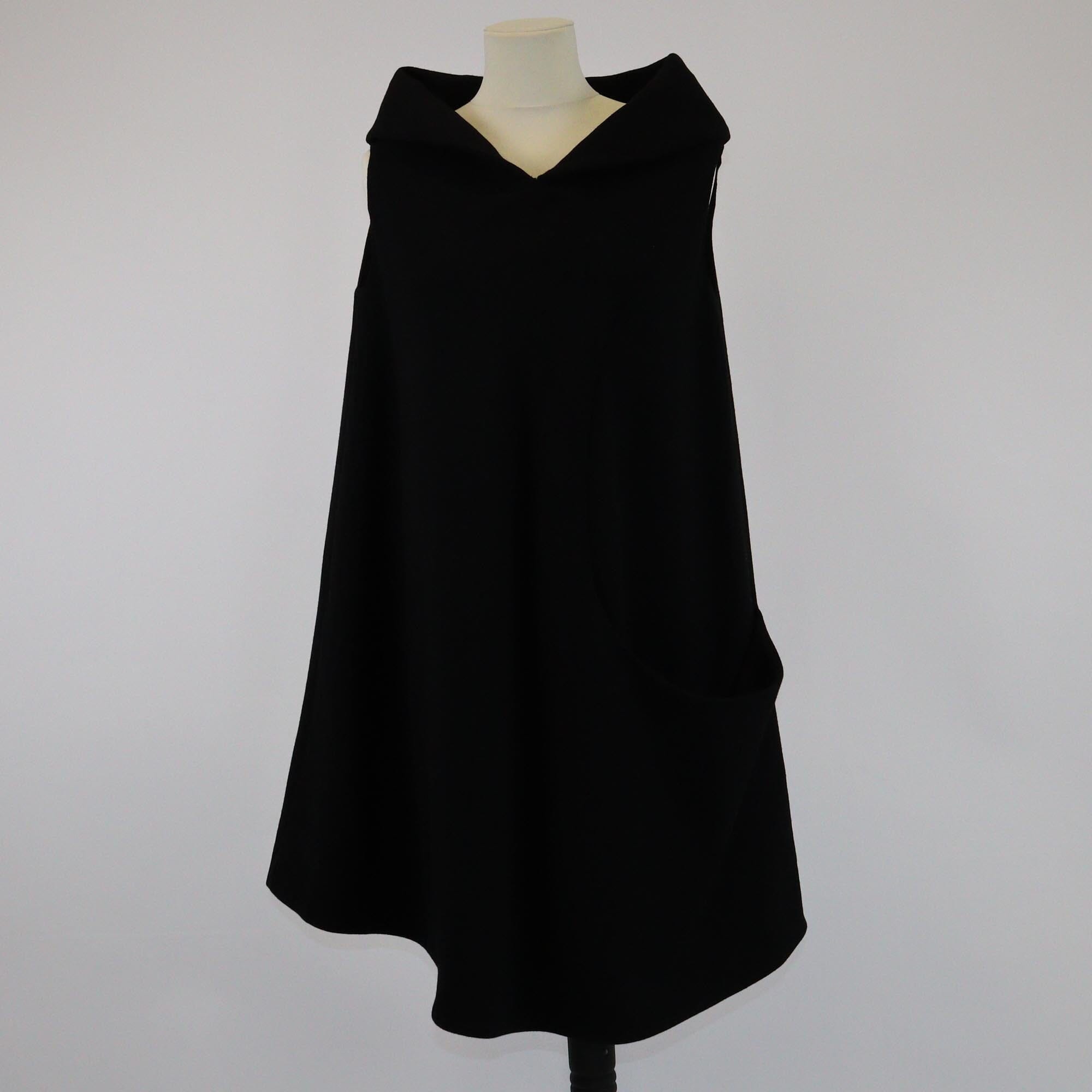 Alexander McQueen Black Sleeveless Shift Dress Womens Alexander McQueen 