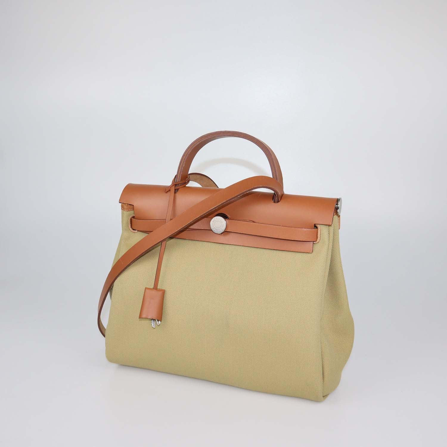 Hermes Poussiere, Fauve Canvas and Leather Herbag Zip Retourne 31 bag