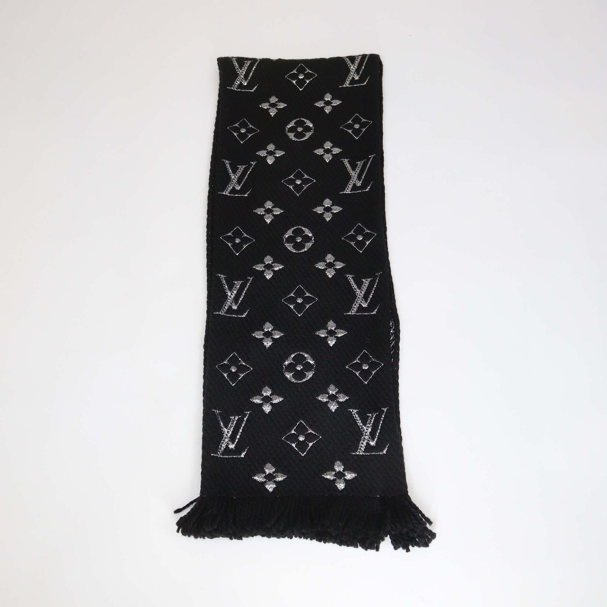 Louis Vuitton Black/Silver Blend Wool Giant Monogram Scarf