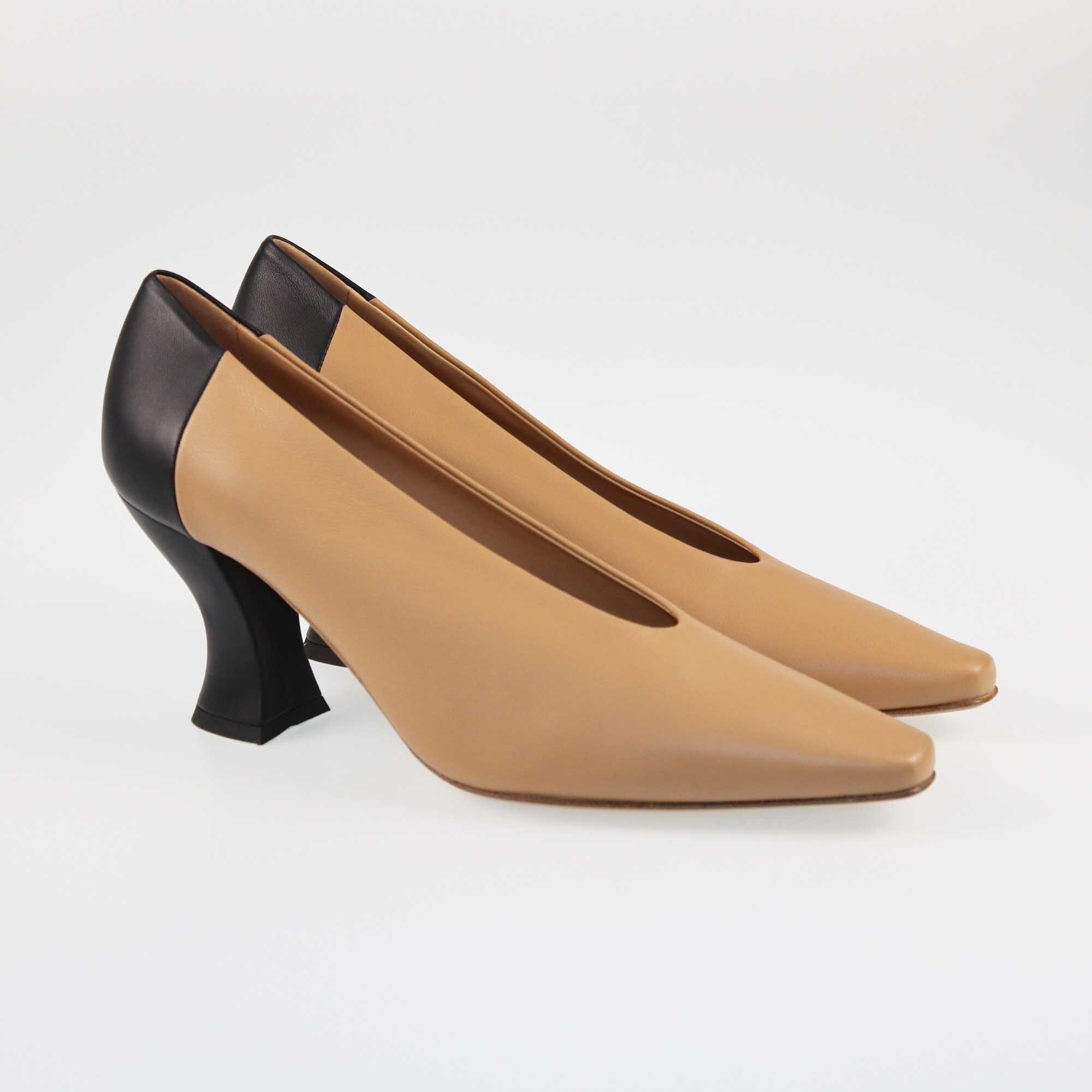 Bottega Veneta Beige/Black Almond Toe Pumps Shoes Bottega Veneta 