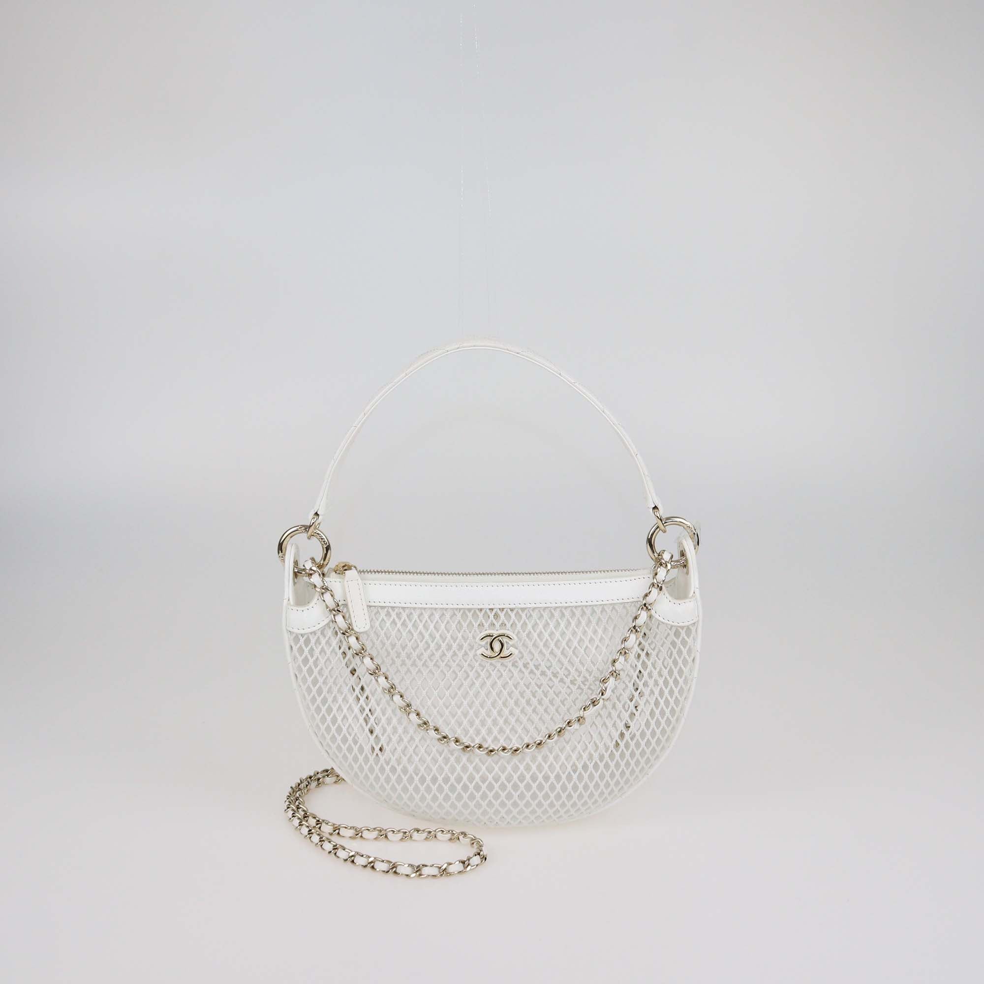 Chanel White Quilted Mesh and Leather Round Chain Hobo