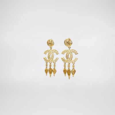 Chanel Gold Tone Metal Vintage CC Logo Filigree Fringe Dangle Clip On Earrings