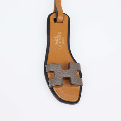 Hermes Etoupe,Naturel Leather Nano Oran Charm