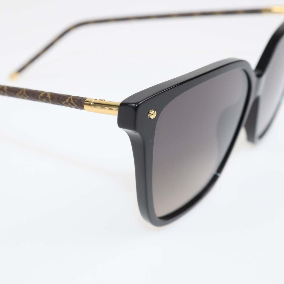 Louis Vuitton Black,Monogram Gradient LV First Square Sunglasses