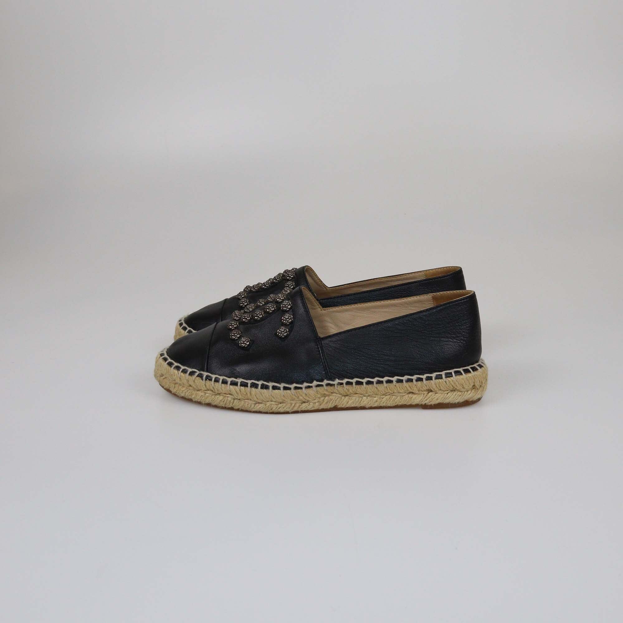 Chanel Black CC Camelia Stud Cap Toe Espadrilles Flat Womens Chanel 