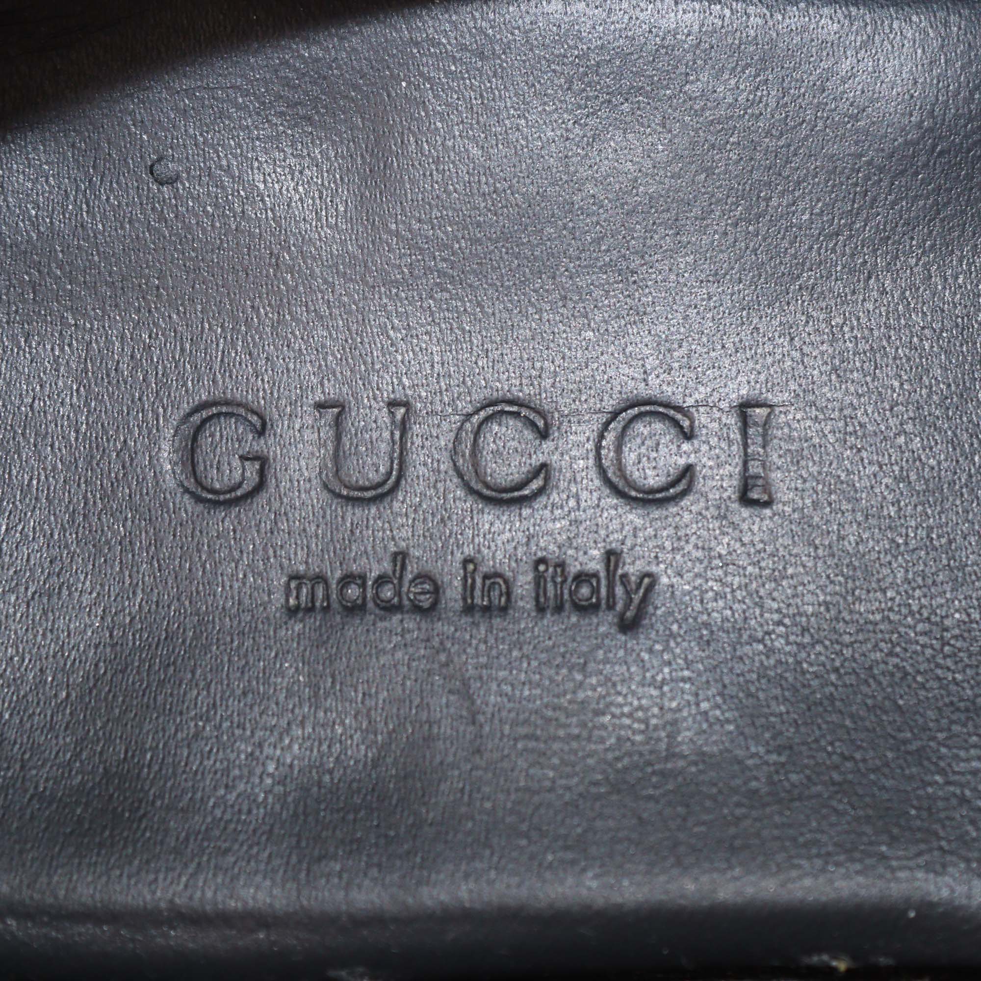 Gucci Off White Leather Foldable Slim Horsebit Loafers