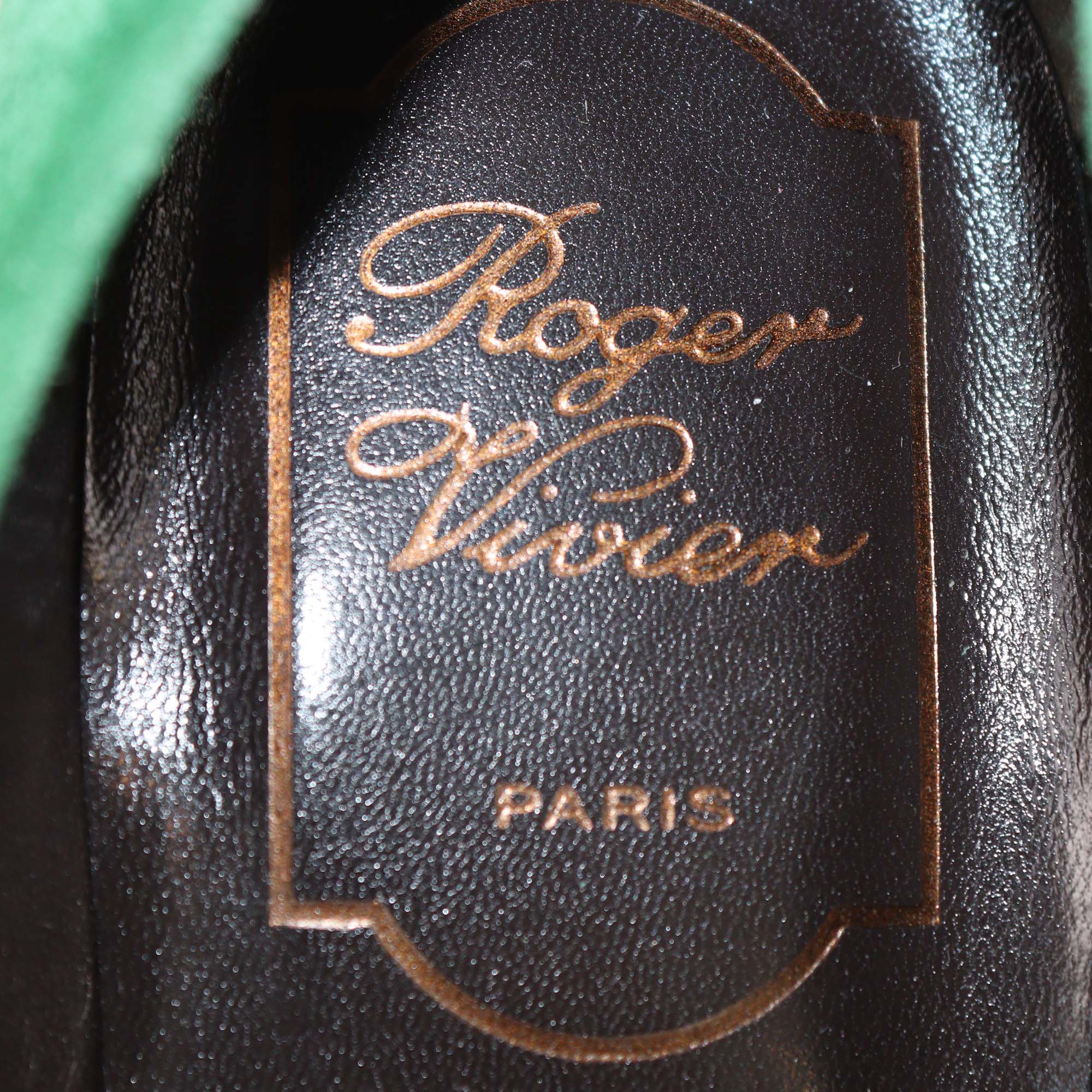 Roger Vivier Green Suede Pointed Toe Pumps