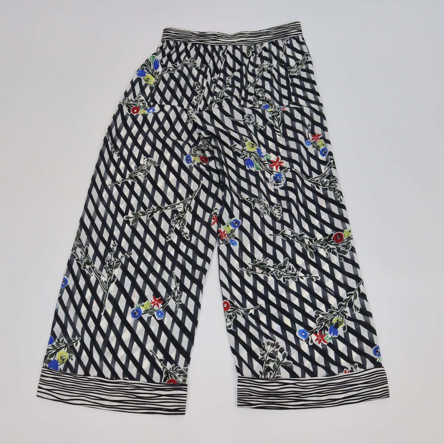 Chanel White/Black Silk Printed Wide Leg Pants