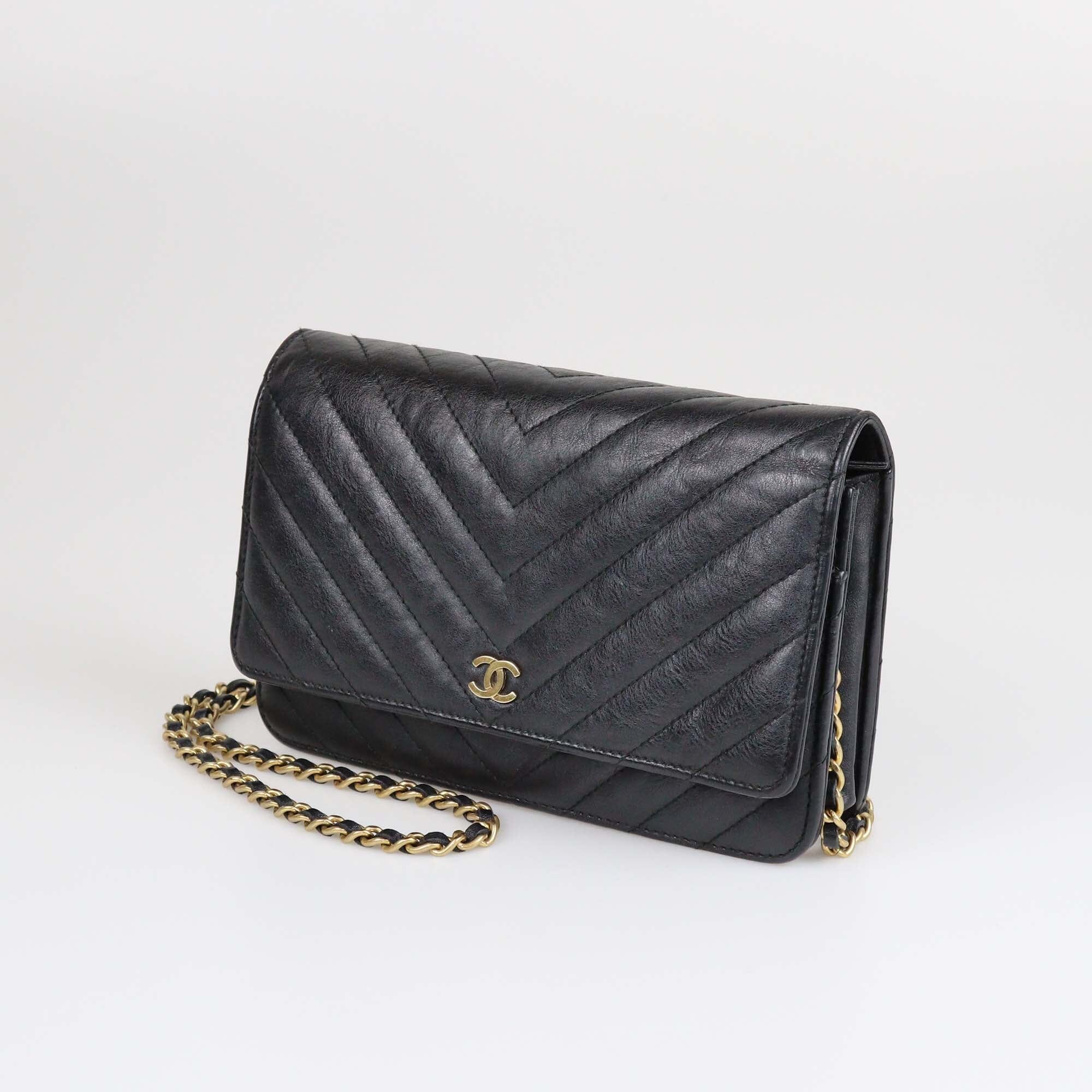 Chanel CC Chevron Lambskin Wallet On Chain Womens Chanel 