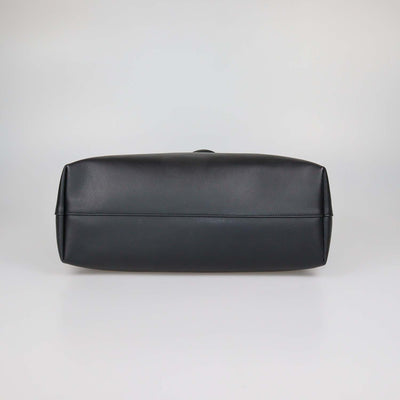 Saint Laurent Black Leather Shopping Tote