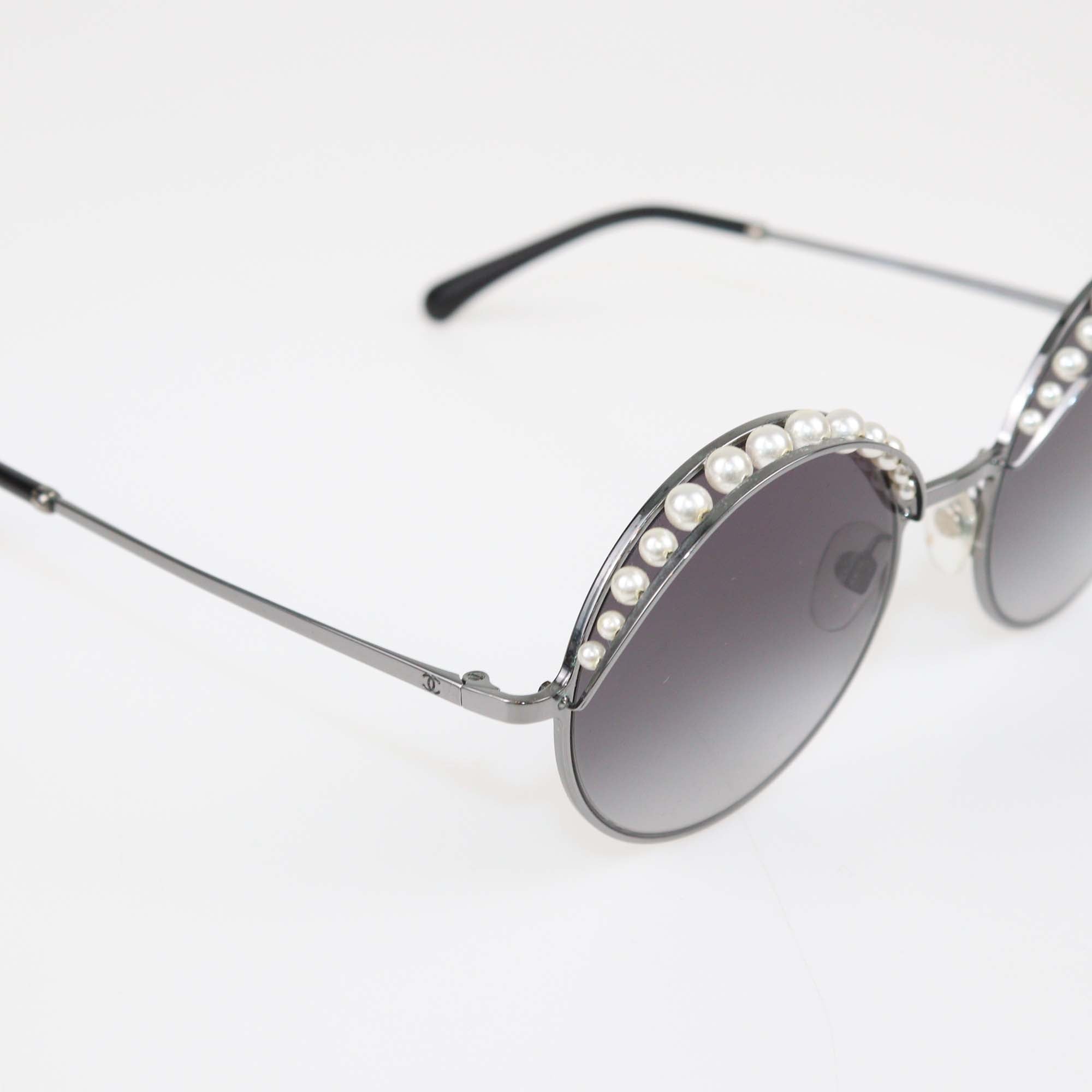 Chanel Black Gradient Pearl Embellished Round Sunglasses