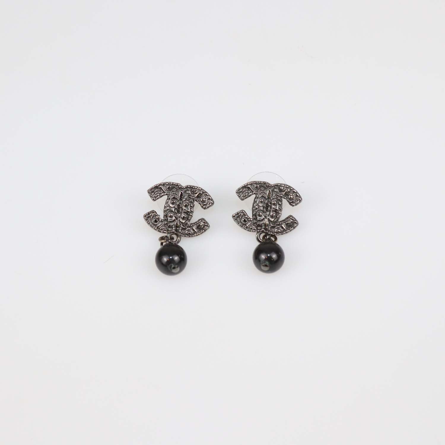 Chanel Black CC Beaded Faux Pearl Drop Push Back Earrings