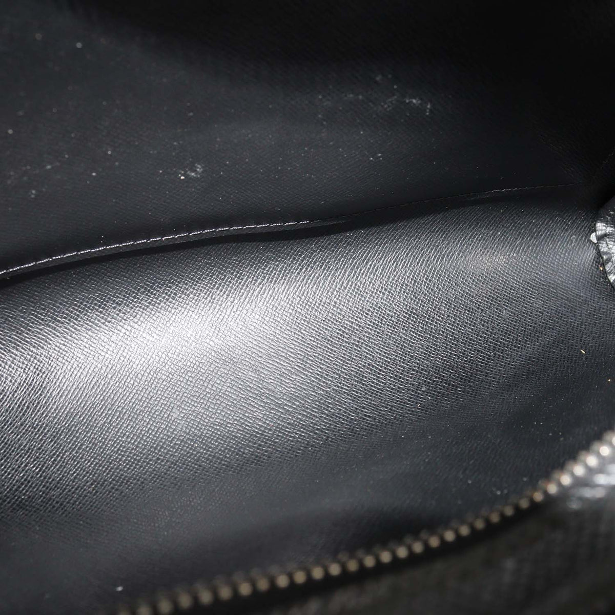 Louis Vuitton Black Taiga Pochette Baikal Clutch