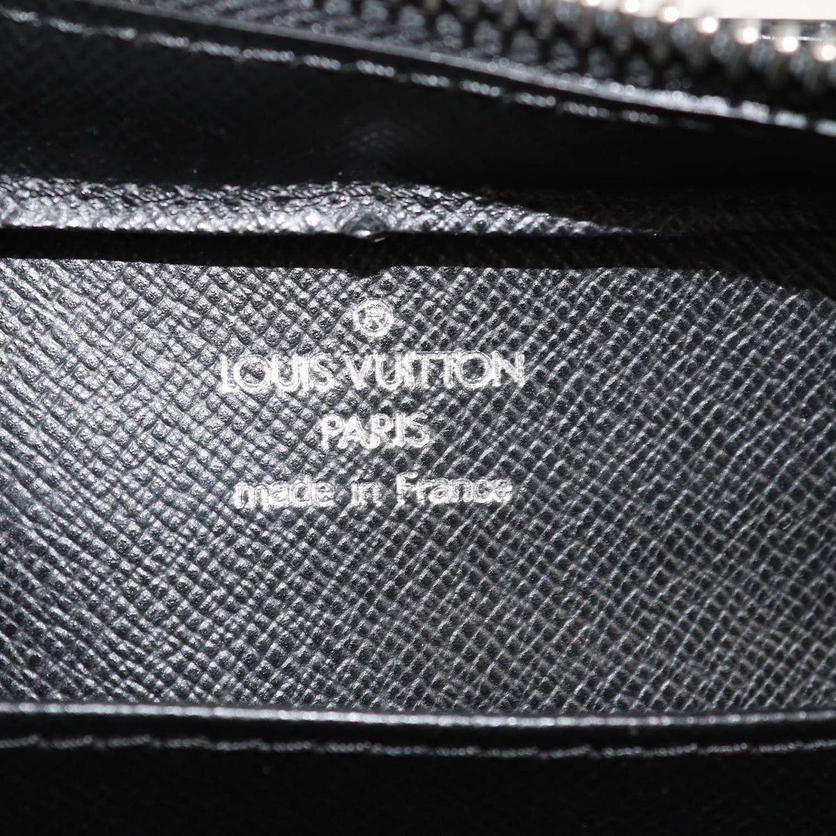 Louis Vuitton Black Taiga Pochette Baikal Clutch