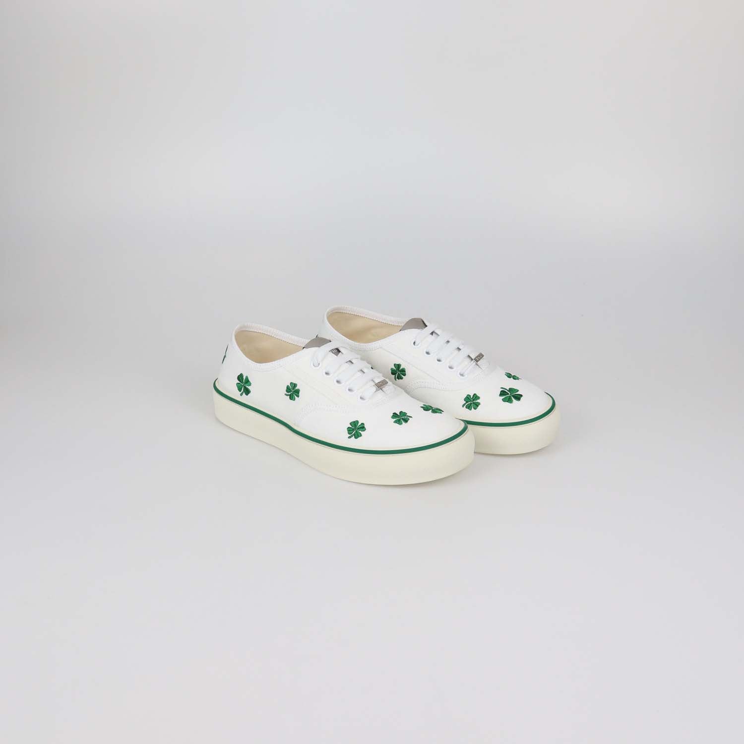 Christian Dior White/Green Canvas Clover Embroidered Saltwind Sneakers