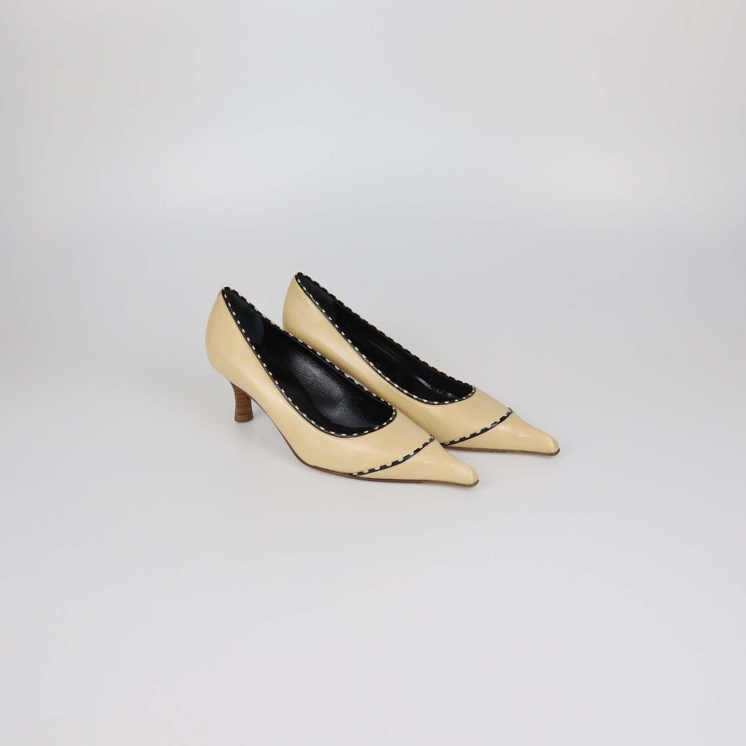 Chanel Beige Leather Vintage Pointed Toe Pumps