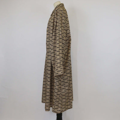 Vetements Beige Nylon Logo Print Long Sleeve Raincoat